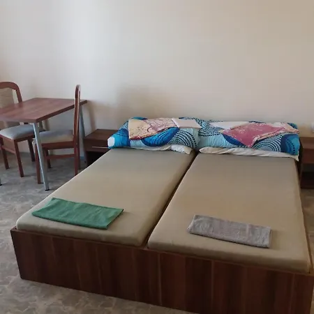Barno Hostel *